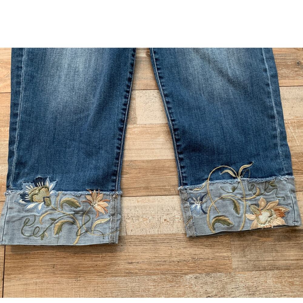 LIVERPOOL UPCYCLED EMBROIDERED CUFF CROP STRAIGHT HI RISE MED WASH JEANS 12/31 - Picture 2 of 5